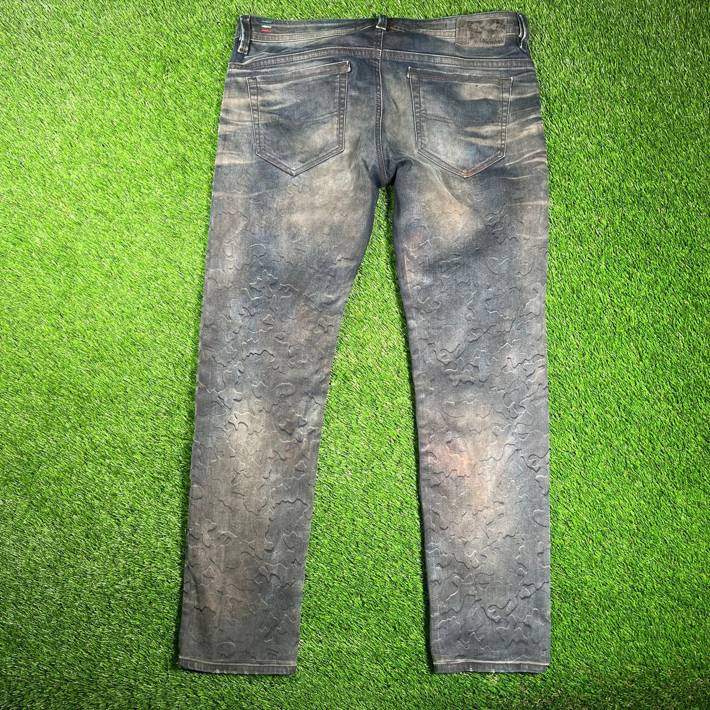 Diesel Distressed Dark Denim Size 38 USED v18215