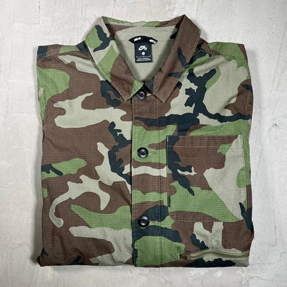 Nike SB Woodland Camo Jacket Size Large USED v20202