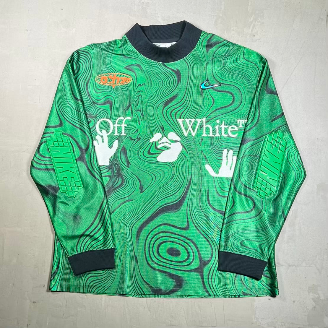 Nike Off-White Green AOP Jersey Longsleeve Size Large USED x188836