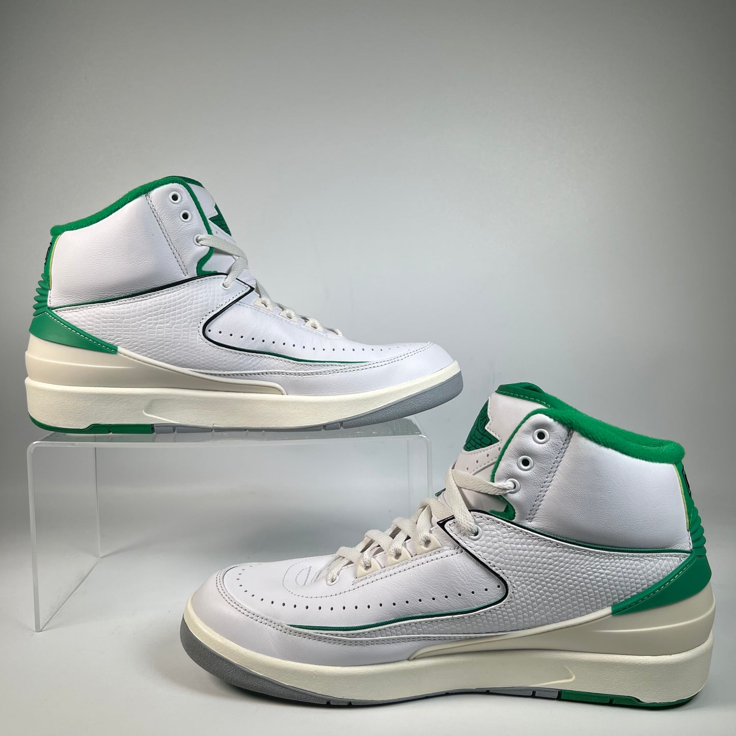 Jordan 2 Lucky Green (2023) Size 9.5 USED s21931
