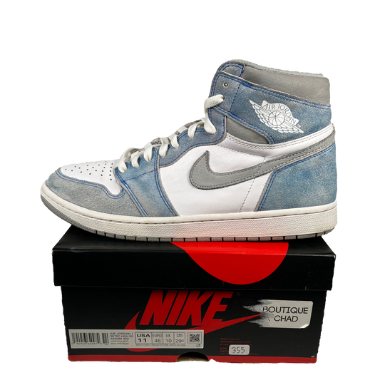 Jordan 1 Hyper Royal (2021) Size 11 USED S17736