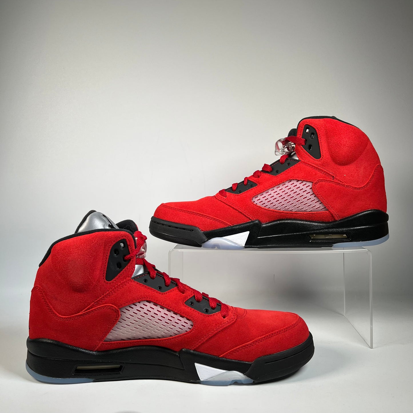 Jordan 5 Raging Bull (2020) Size 12.5 NEW s21776