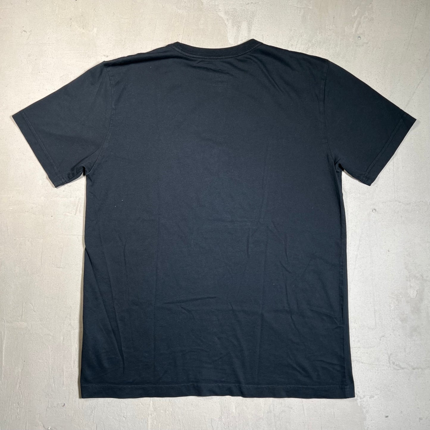 Nike SB Crocodile Logo Black Tee Size Large USED v19581
