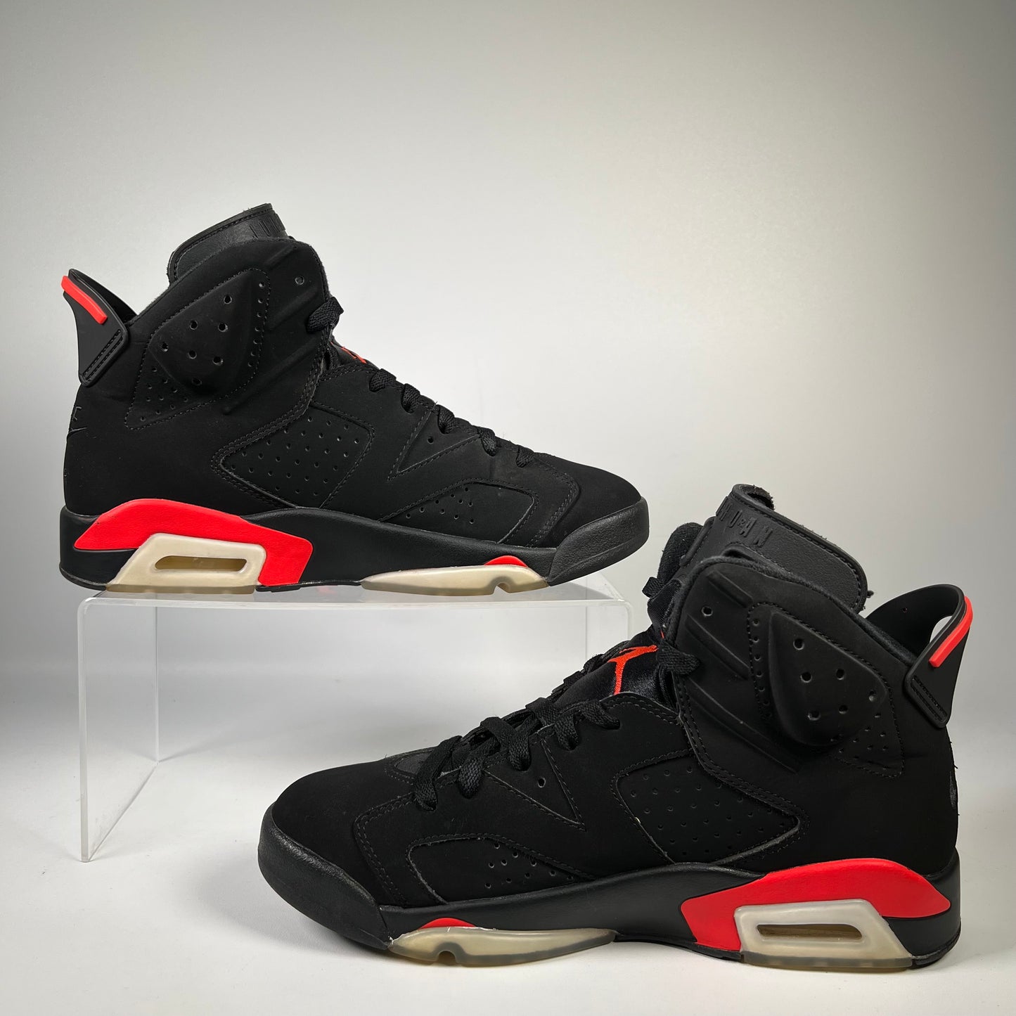 Jordan 6 Infrared (2019) Size 9 USED s20042