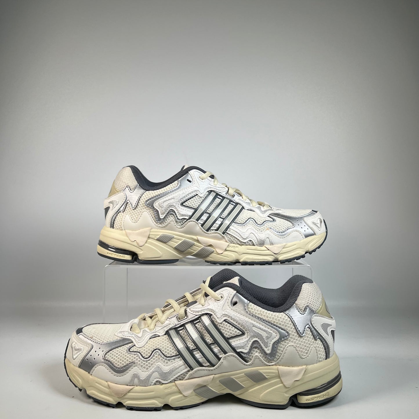 Adidas Bad Bunny Response CL (2022) Size 9.5 USED s21750