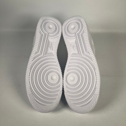 Nike Air Force 1 Supreme White (2020) Size 7 NEW s19571