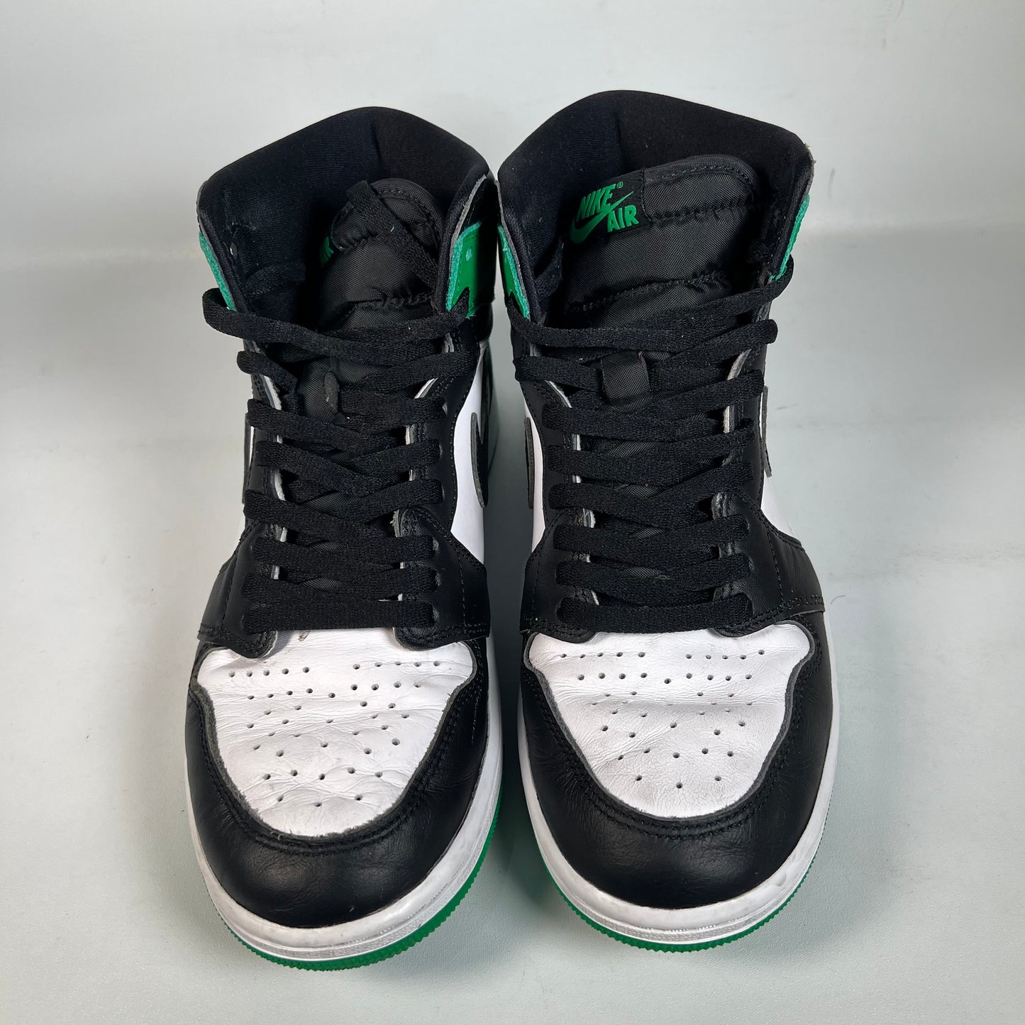 Jordan 1 High Lucky Green (2023) Size 9.5 USED s22239
