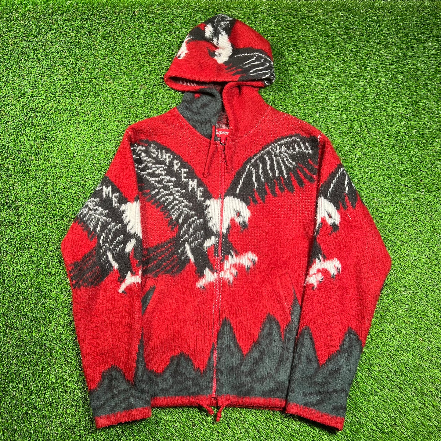 Supreme Eagle (2016) Red Zip Up Sweater Hoodie Size Small USED x16310