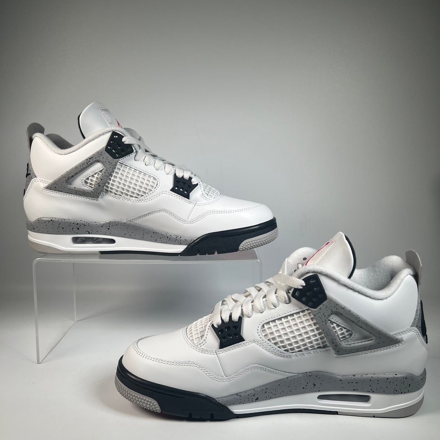 Jordan 4 White Cement (2025) Size 10.5 NEW s22143