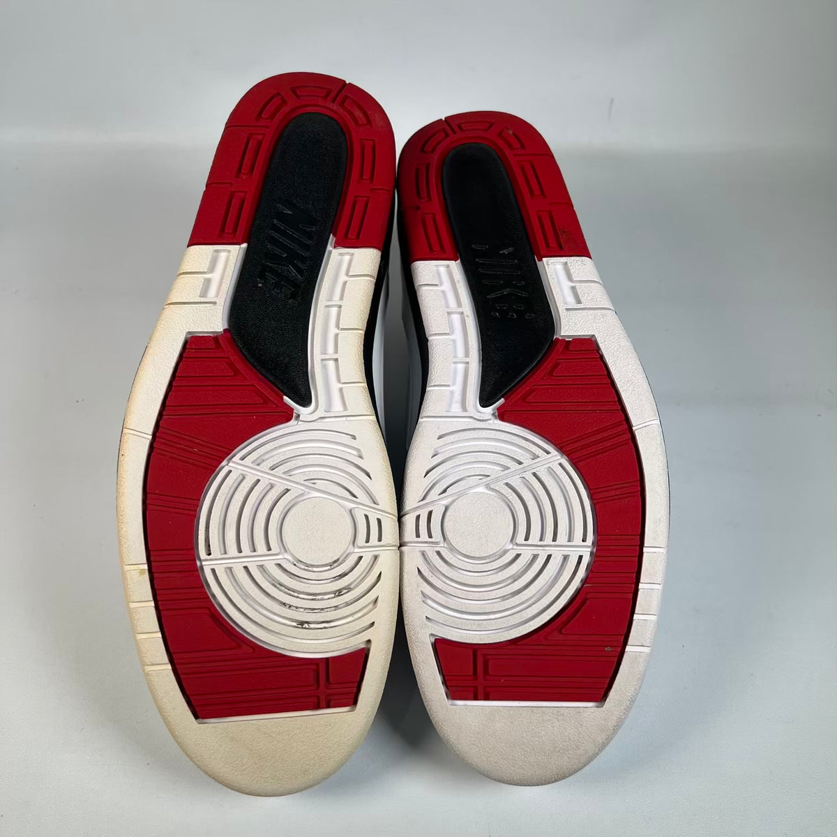 Jordan 2 Low Chicago (2016) Size 11 USED s23548
