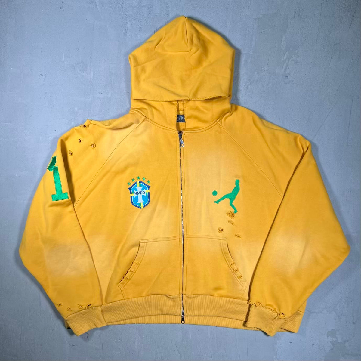 HMDD Rio Gold Brazil Hoodie Size Large USED x18619
