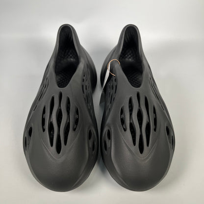 Yeezy Foam Runner Onyx (2024) Size 10 NEW s18842