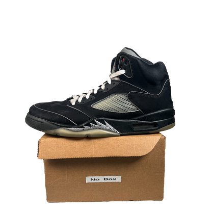 Jordan 5 Black Metallic Reimagined (2025) Size 10.5 USED s22370