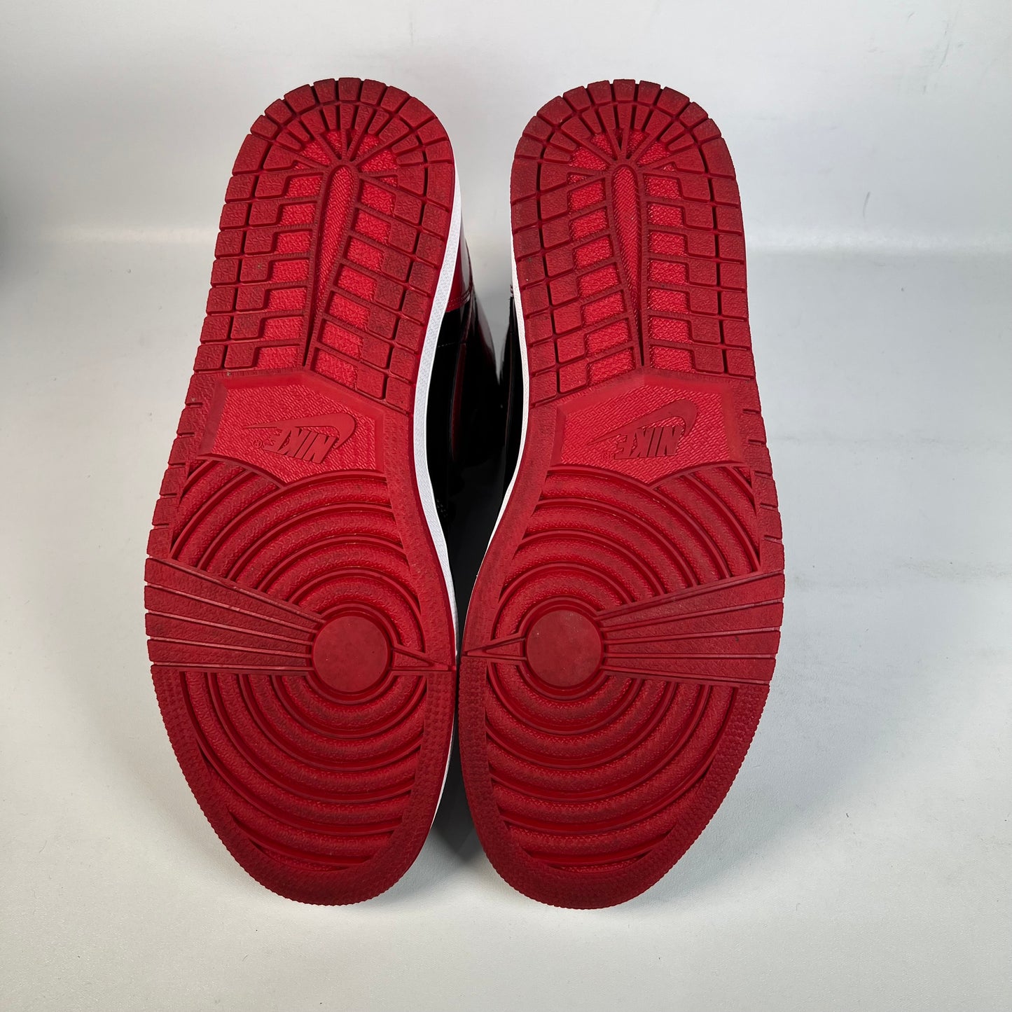 Jordan 1 Patent Bred (2021) Size 10.5 USED s21971