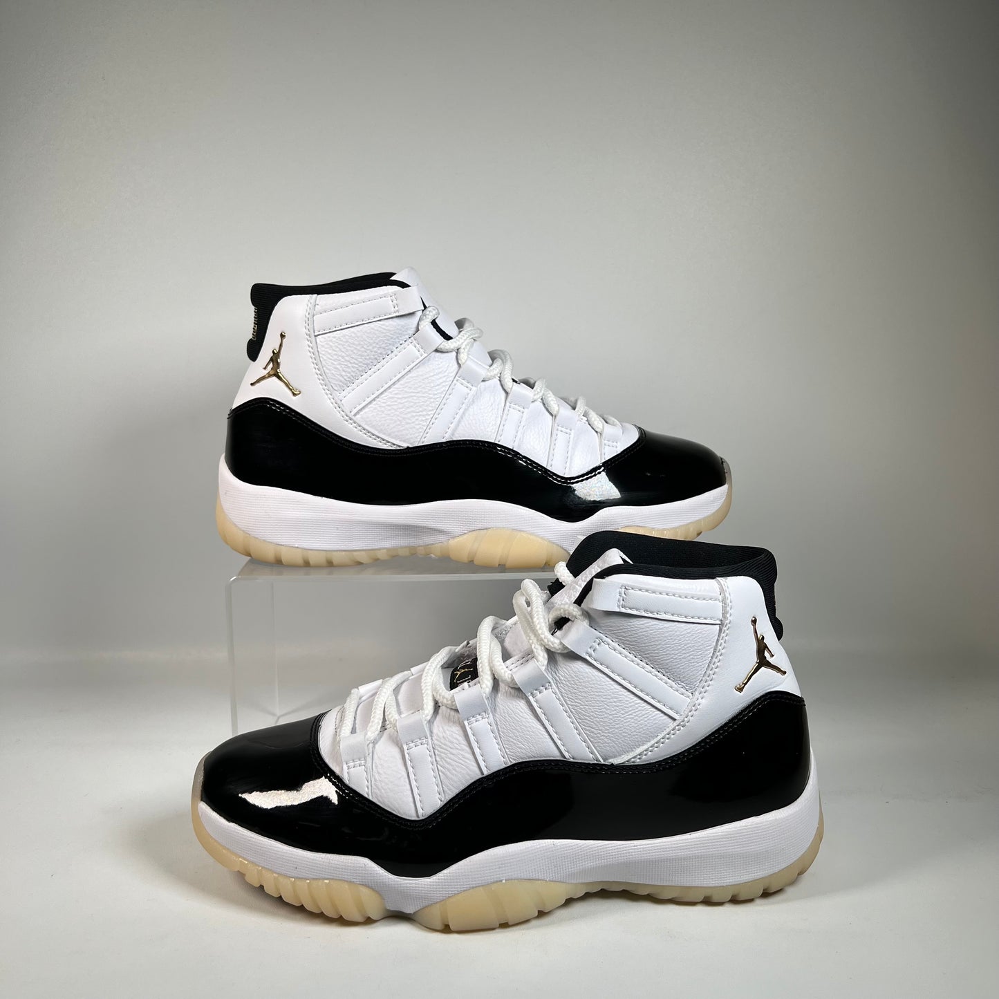 Jordan 11 DMP Gratitude (2023) Size 8.5 USED s22217