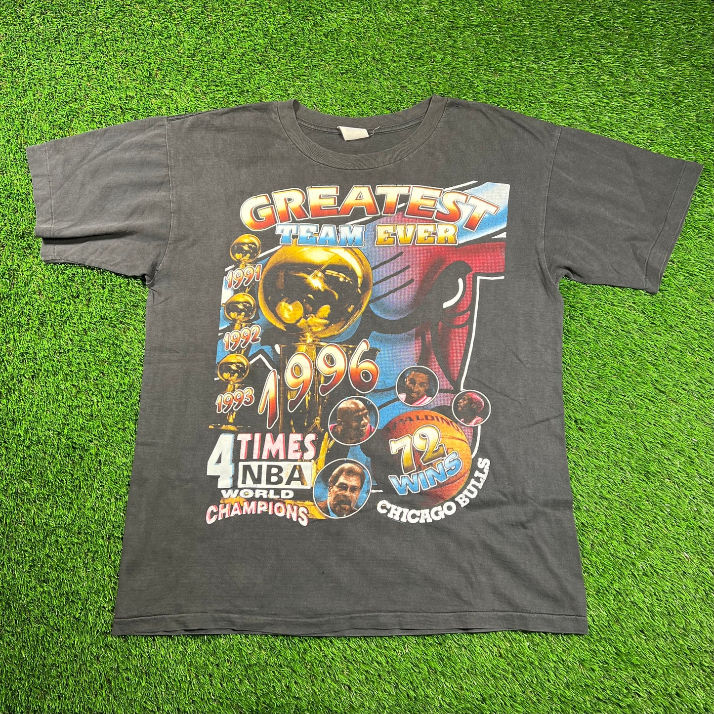 1996 "Greatest Team Ever" Chicago Bulls Rap Tee Black Size XL USED v18515