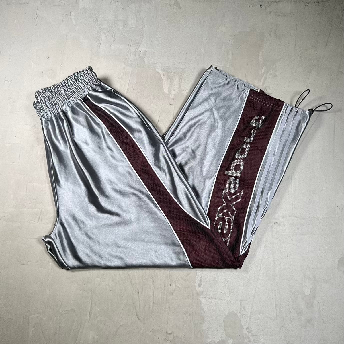 Vale Vale Sport Ironman Sweats Size Small NEW x18897