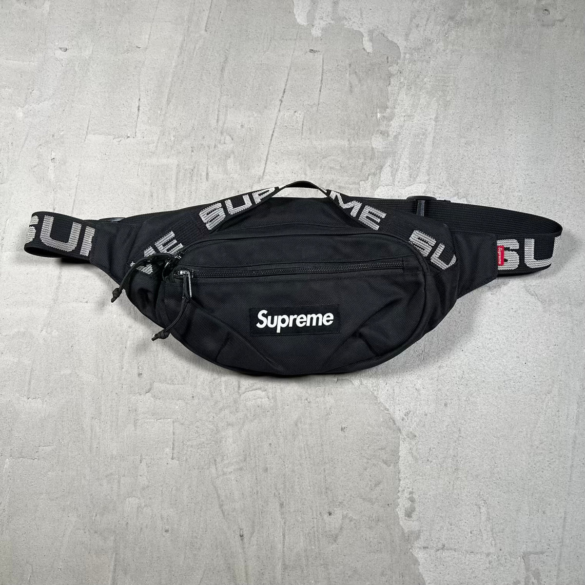 Supreme Waist Black Bag (2018) USED x18720