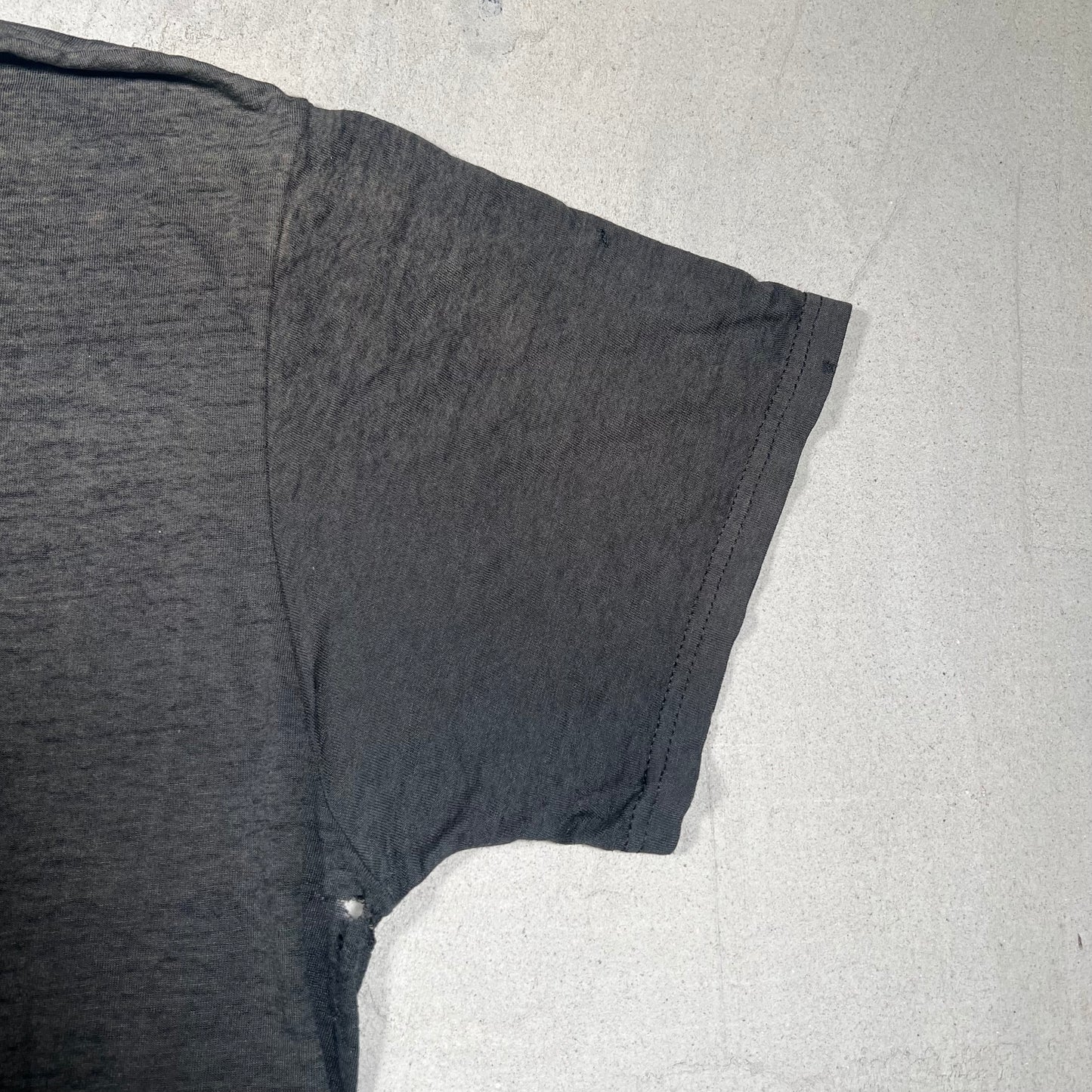 1990s Fruit of the Lom Black Pocket Tee Size Large USED v19174