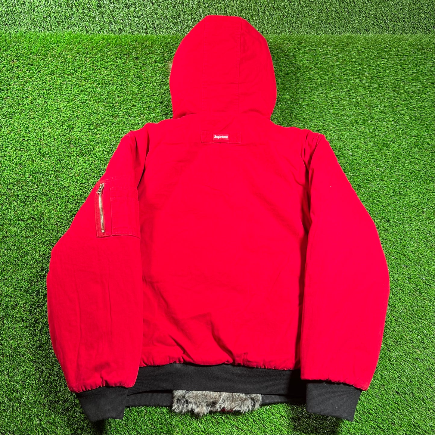 Supreme Reversible Faux Fur Red Hooded Work Jacket (2026) Size XL NEW x16444