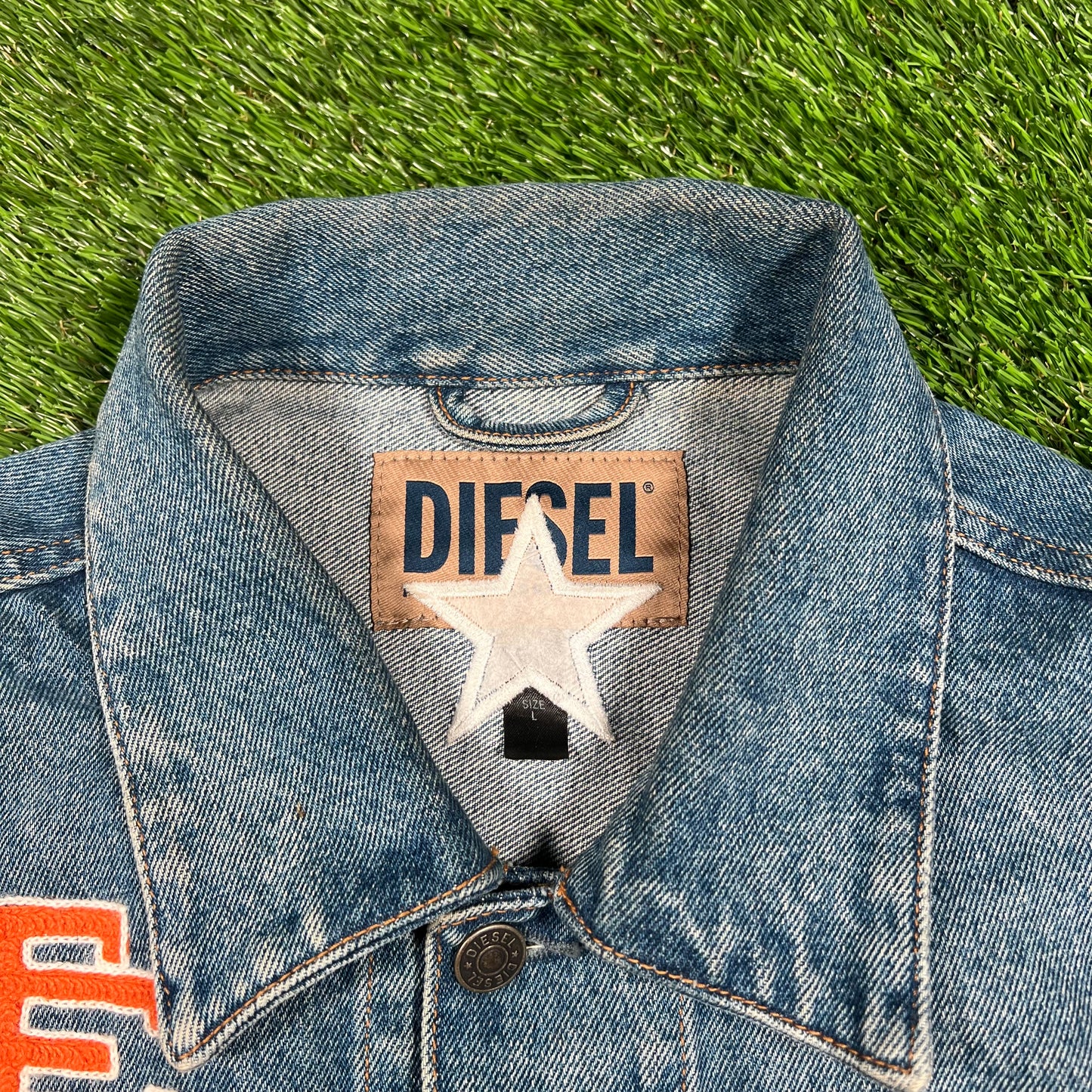 Eric Emanuel Diesel Varsity Blue Denim Jacket Size Large USED x14748