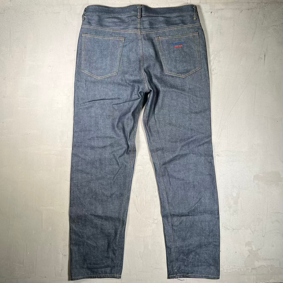 Supreme Baggy Selvedge Denim Indigo Jeans (2025) Size 34 USED x18844