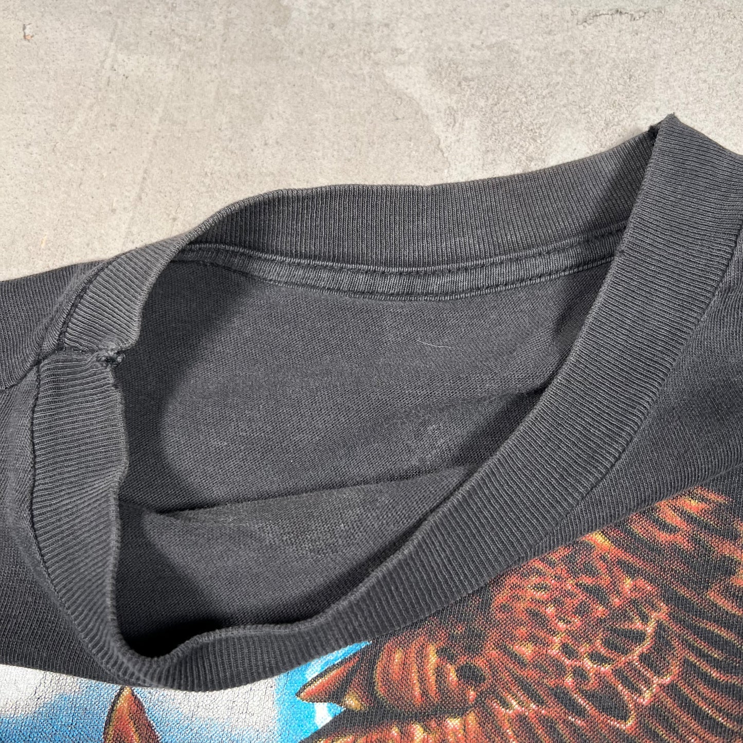 1990s American Thunder Native American AOP Black Tee Size Large USED v17917