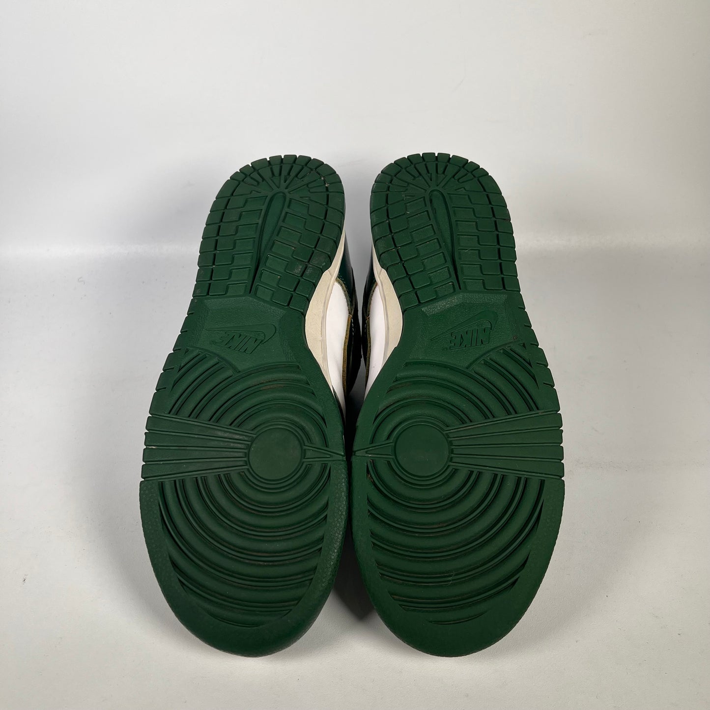 Nike Dunk Low Michigan State Custom Gold Eyelets Size 8.5 USED s6874