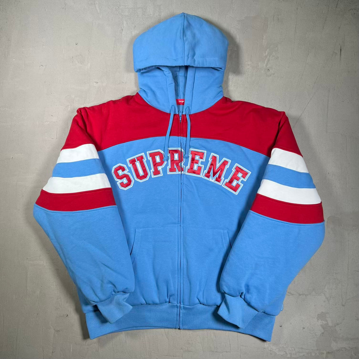 Supreme Filled Zip Up Hooded Jacket (2026) Size Large USED x18695