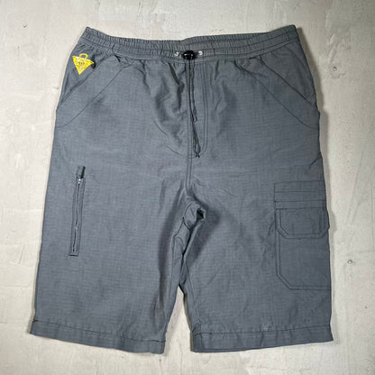 1996 Yu Gi Oh Cargo Grey Shorts Size Large USED v20188