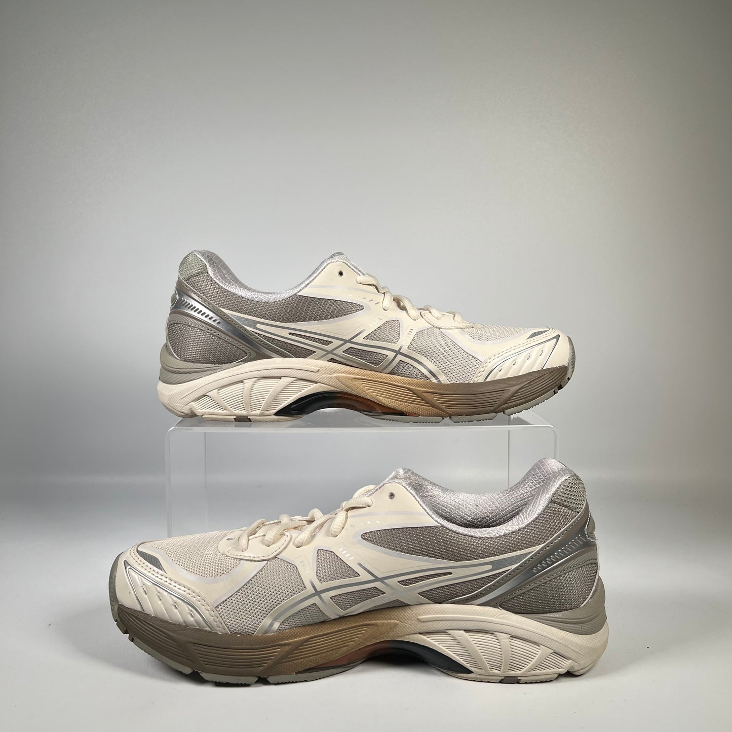 Asics GT-2160 Dime Arctic Wolf Size 8.5 USED s15541