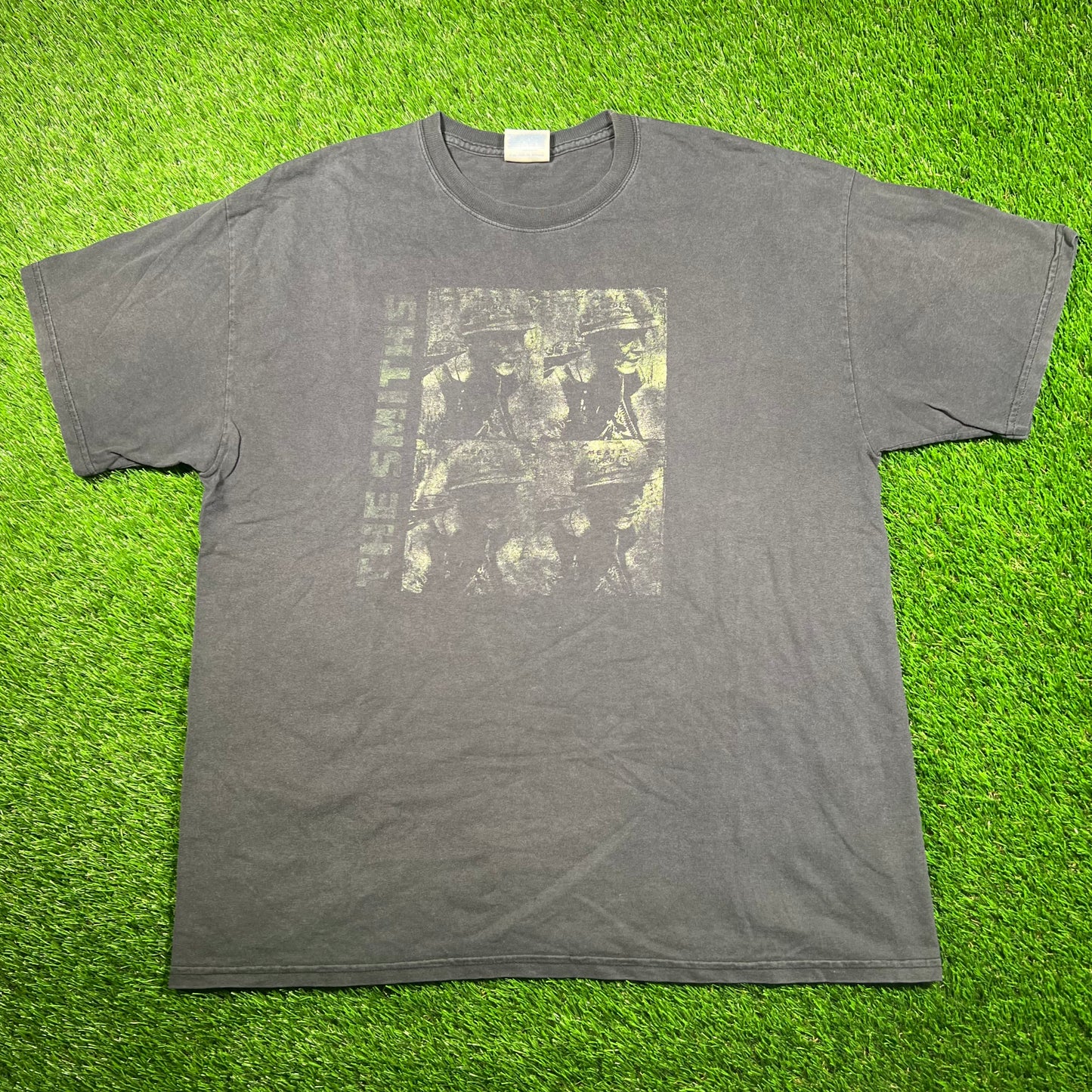 Y2K The Smiths Meat Is Murder Washed Black Tee Size XL USED v18733