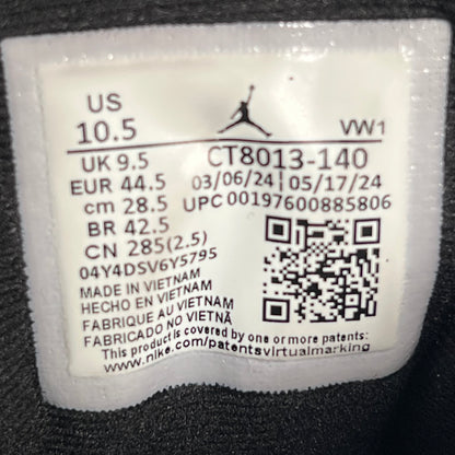 Jordan 12 Blueberry (2024) Size 10.5 USED s17994