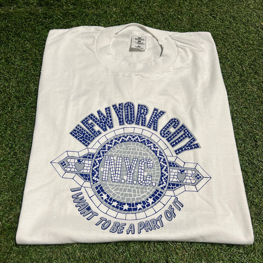 Y2K New York I Want To Be Apart White Tee Size Large USED v16371