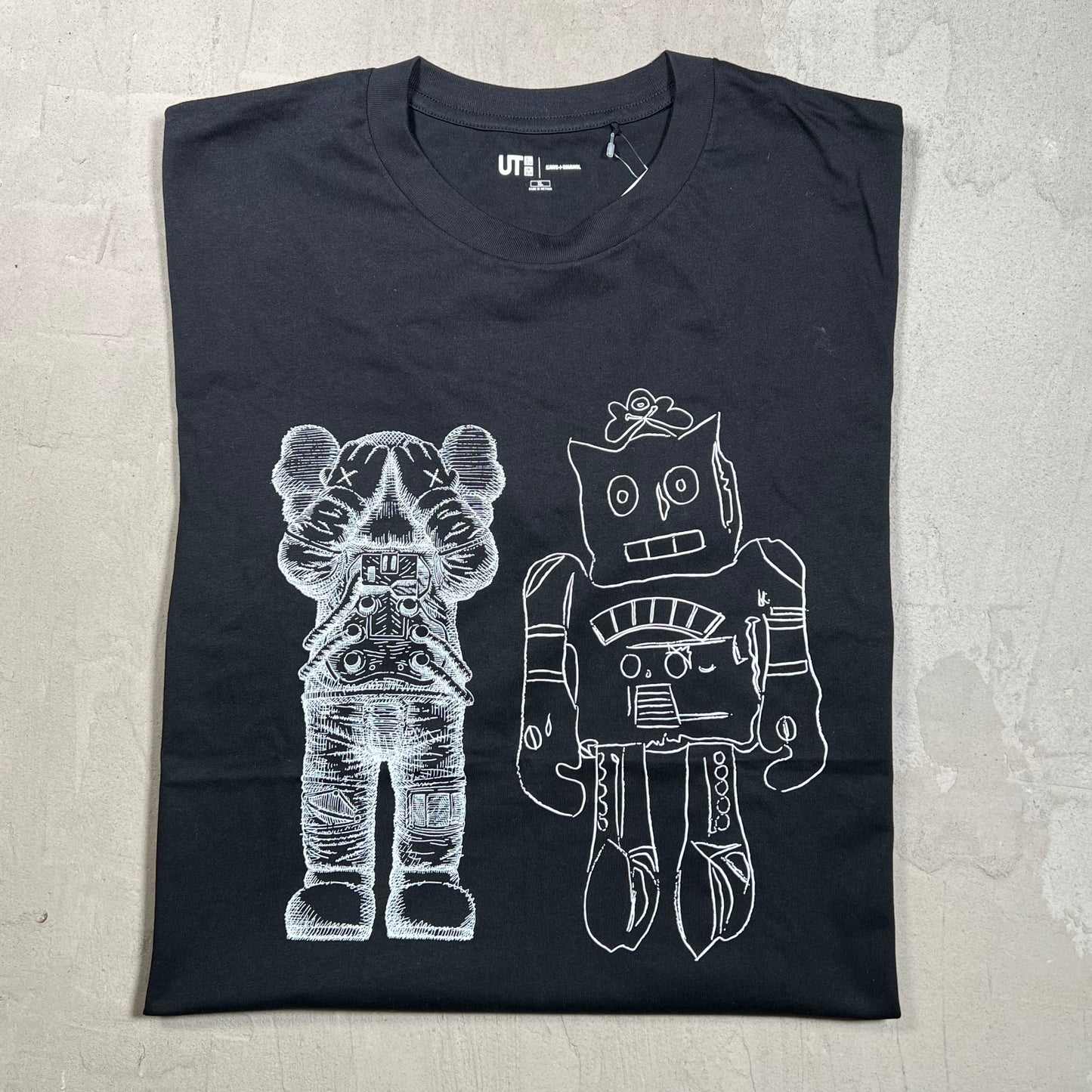 Kaws Warhol Uniqlo Robot Black Tee Size XL NEW x17904