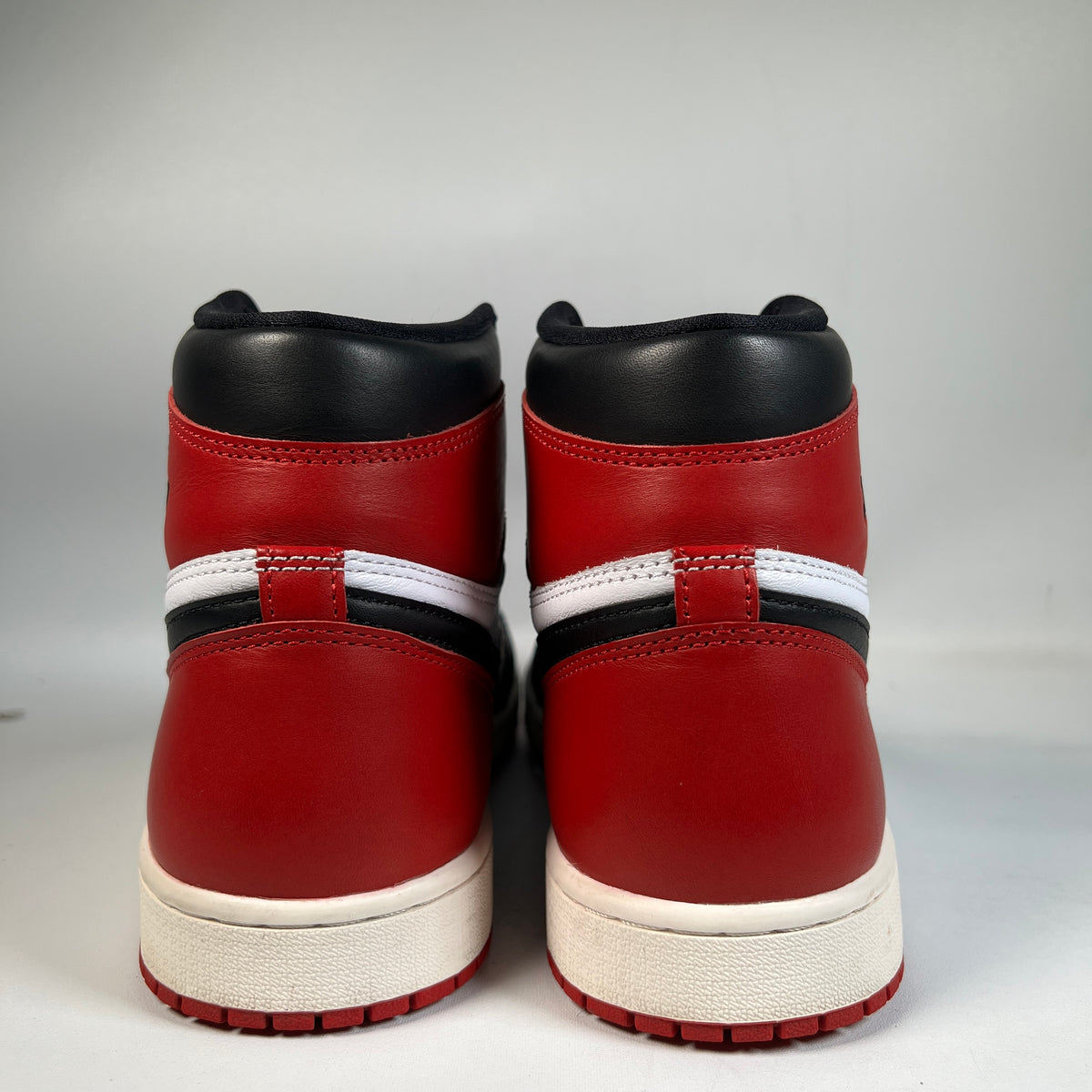 Jordan 1 High Black Toe Reimagined (2025) Size 11 USED s23259
