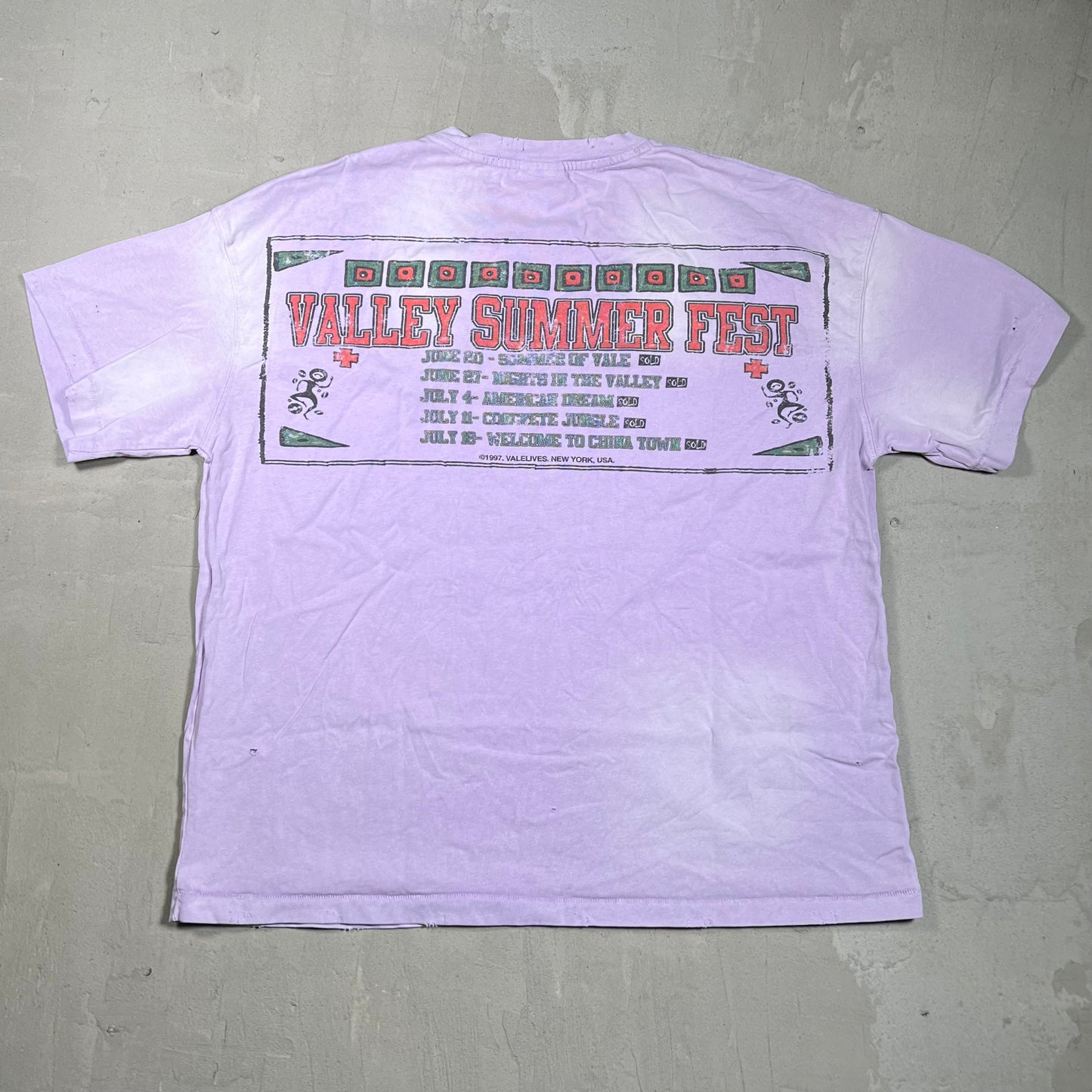Vale Forever Britney Spears Pink Tee Size Large USED x17906