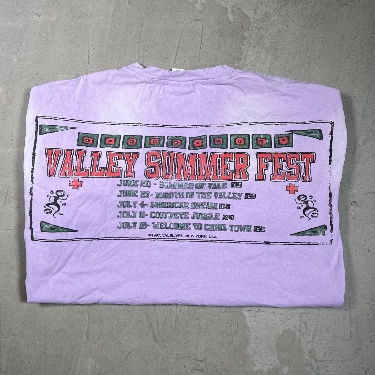 Vale Forever Britney Spears Pink Tee Size Large USED x17906