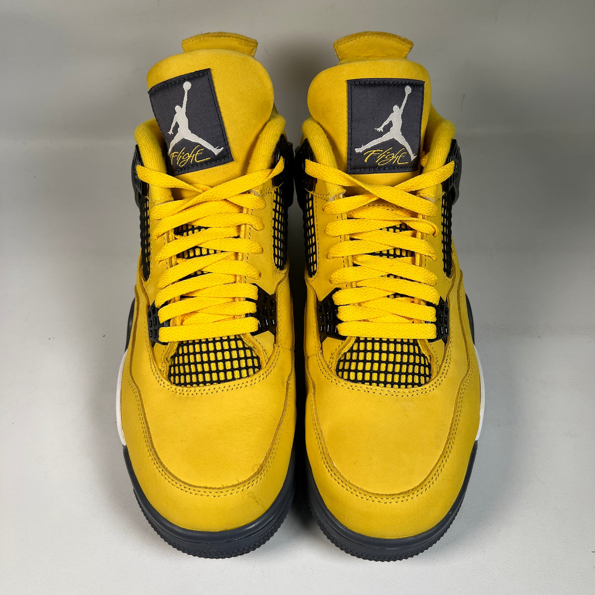 Jordan 4 Lightning (2021) Size 11 USED s23293