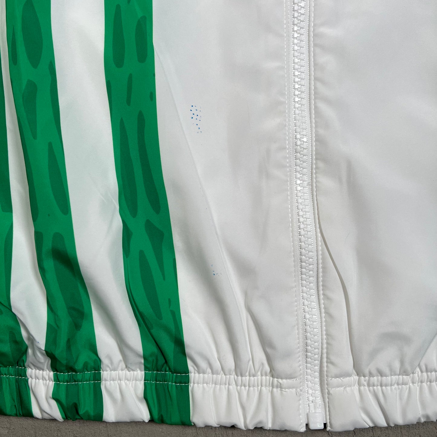 Nike Nigeria x Slawn Lightweight White/Green Jacket Size XXL USED x17929