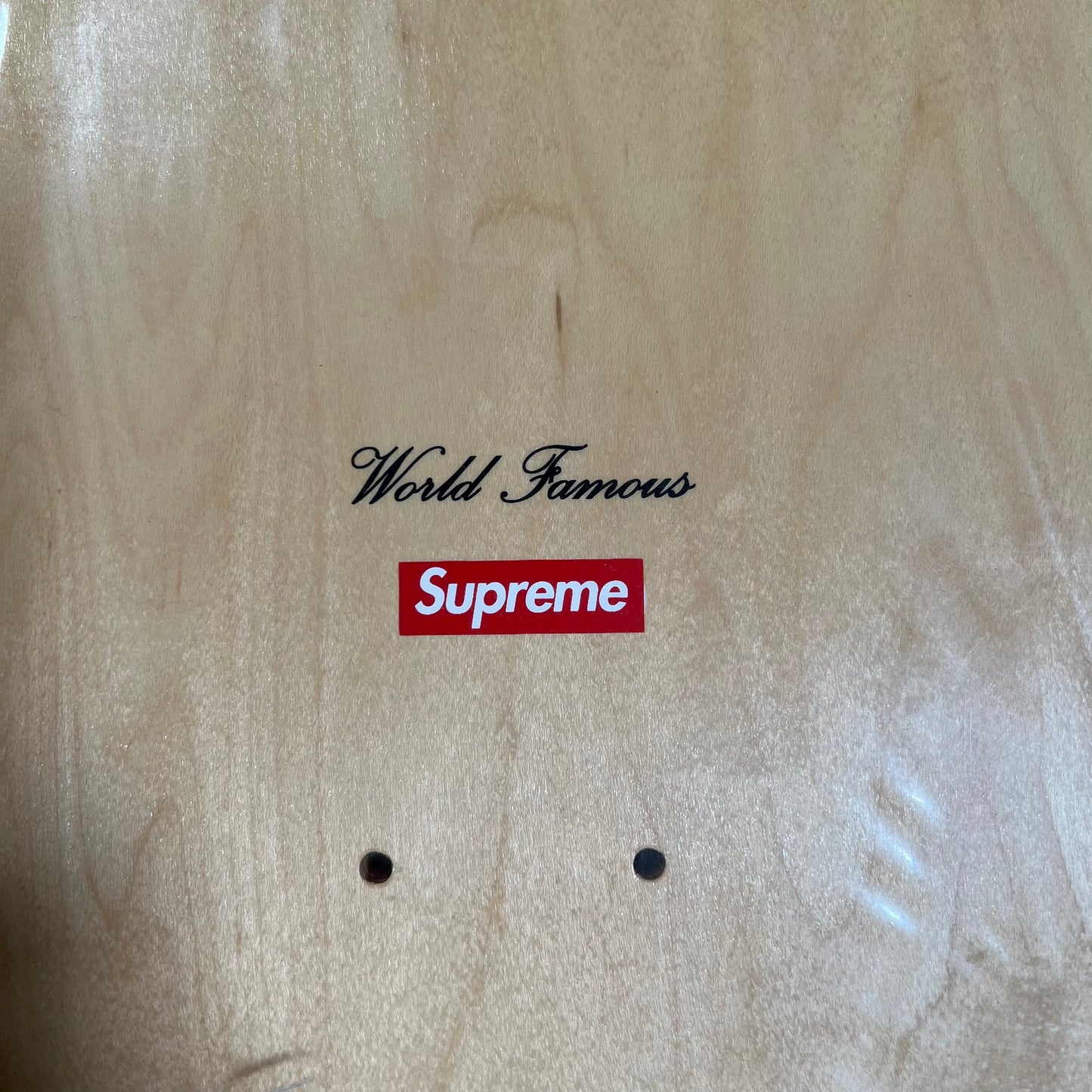 Supreme International (2015) Black Skateboard NEW x17974