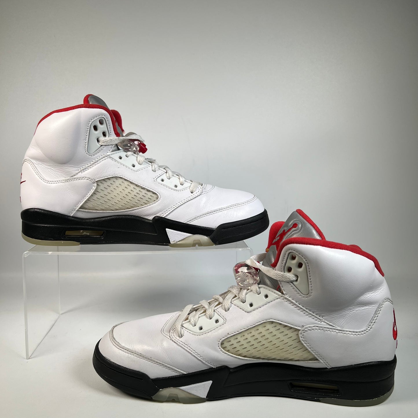 Jordan 5 Fire Red Silver Tongue (2020) Size 10 USED s22943