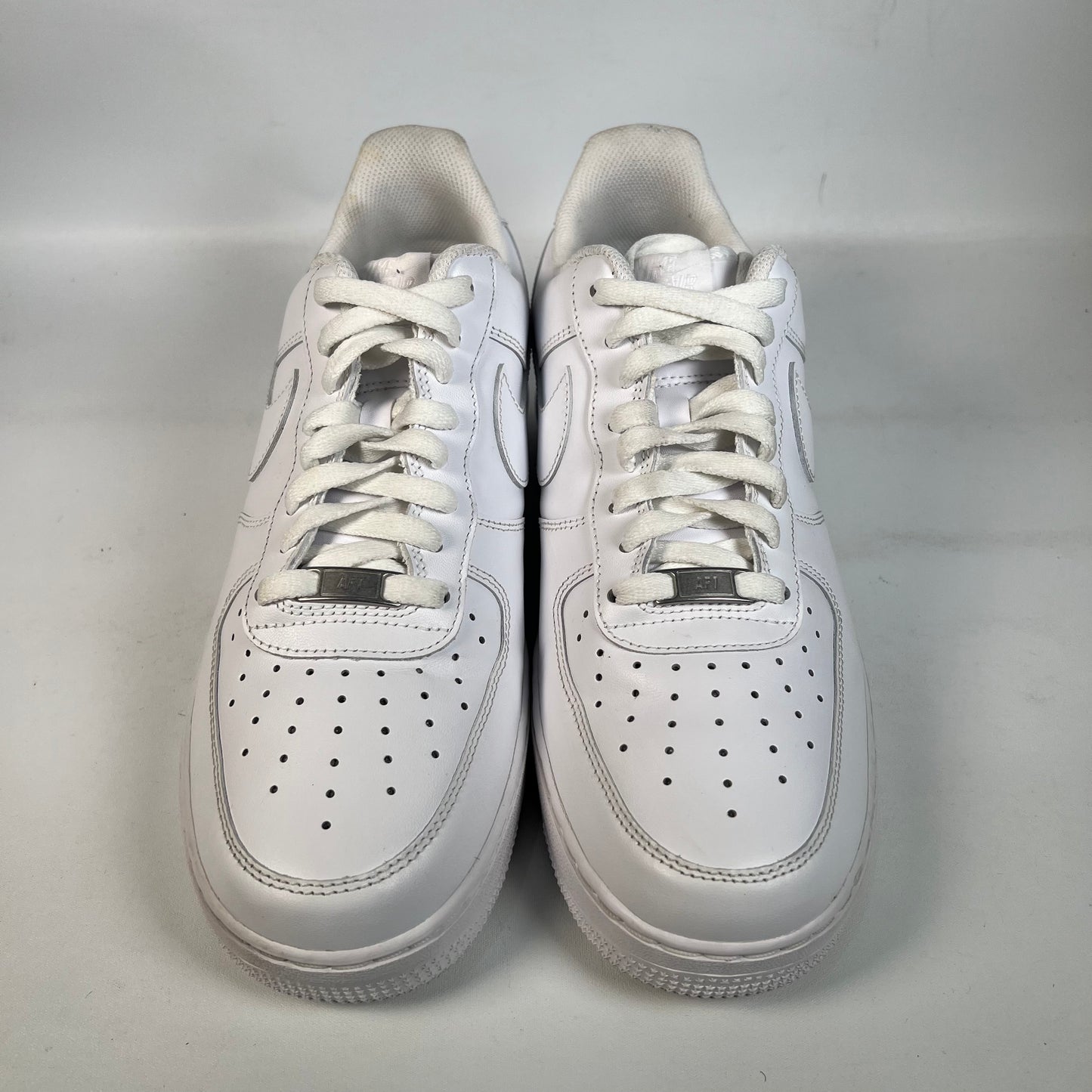 Nike Air Force One White (2026) Size 10.5 USED S22926