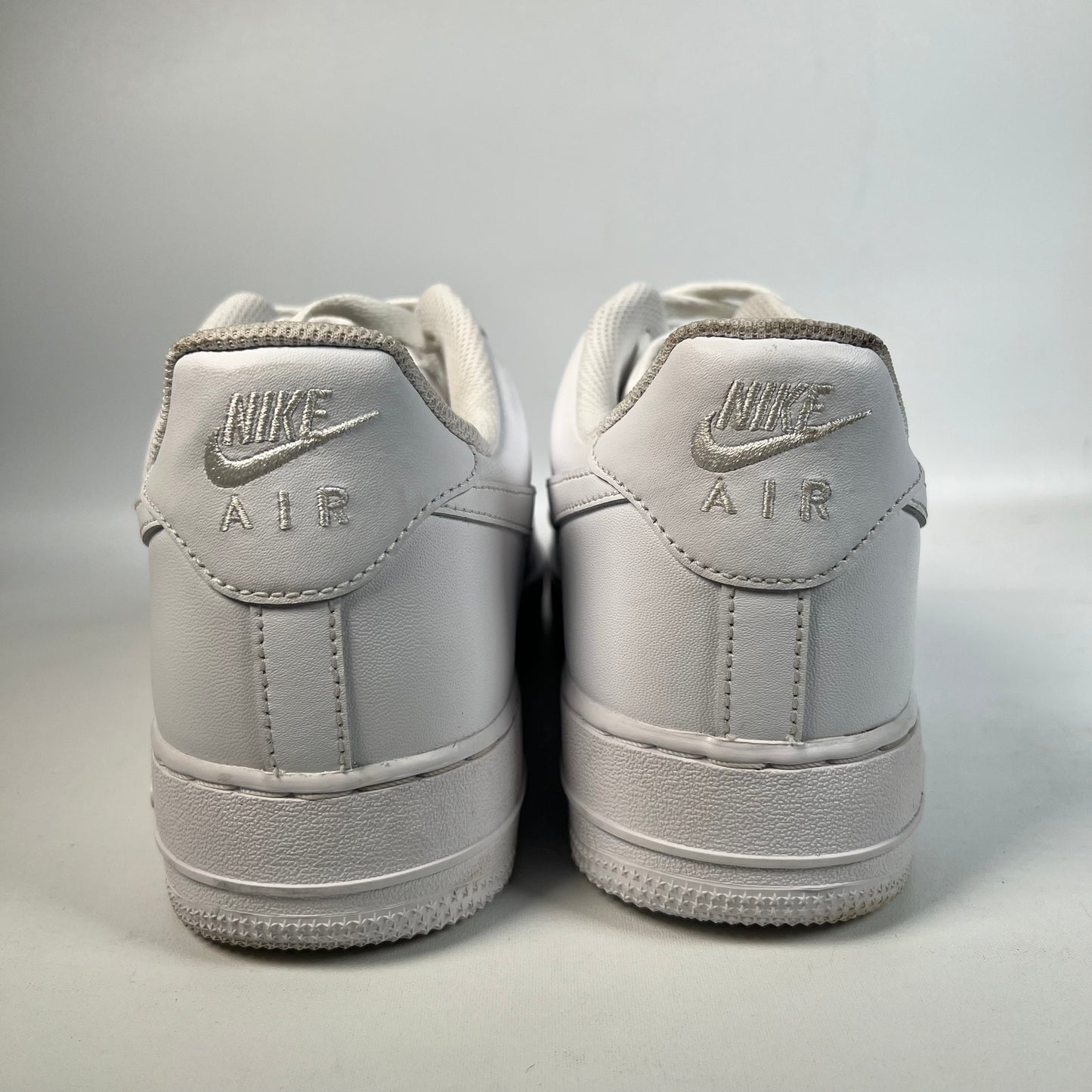 Nike Air Force One White (2026) Size 10.5 USED S22926