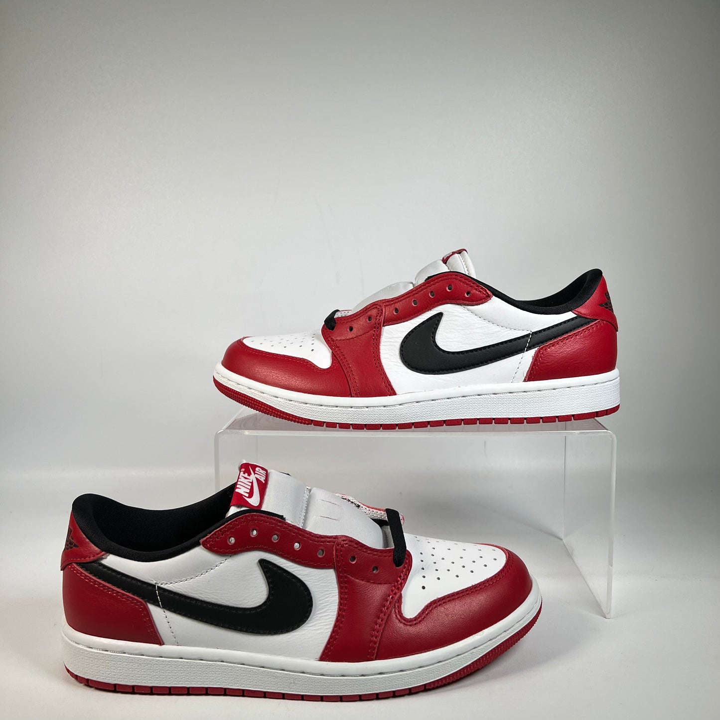 Jordan 1 Low Chicago (2025) Size 8.5 NEW s22991
