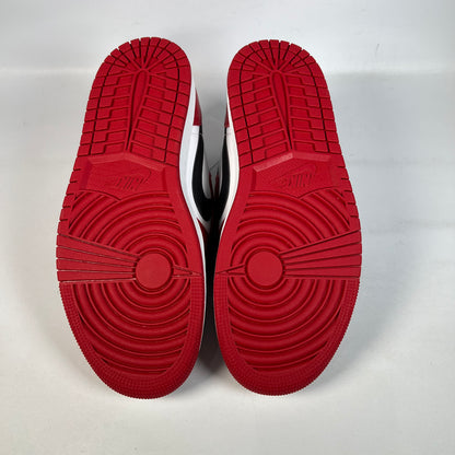 Jordan 1 Low Chicago (2025) Size 8.5 NEW s22991