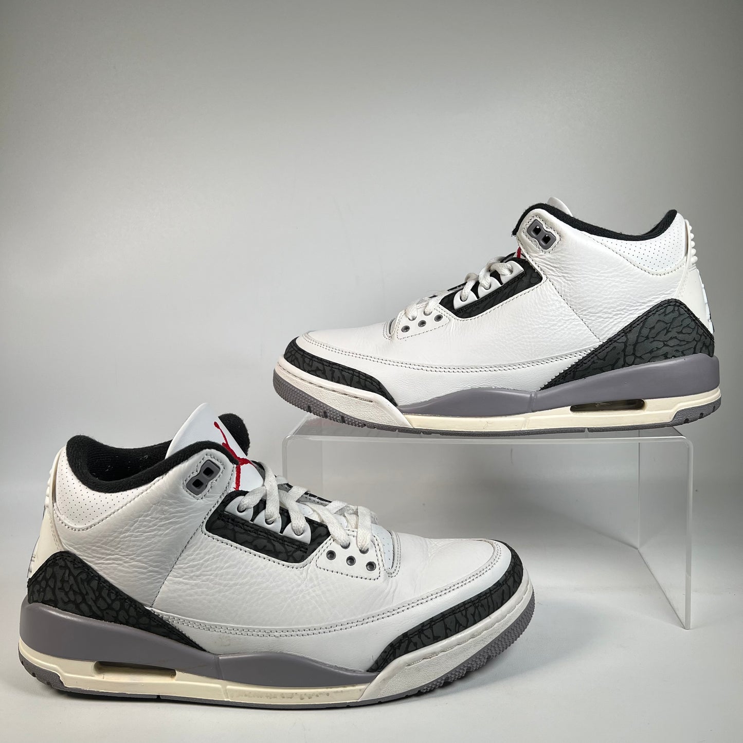 Jordan 3 Retro Cement Grey (2024) Size 10.5 USED S22929