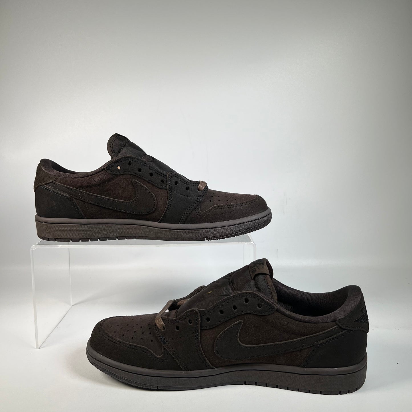 Jordan 1 Low Travis Scott Velvet Brown (2024) Size 8.5 NEW s22997