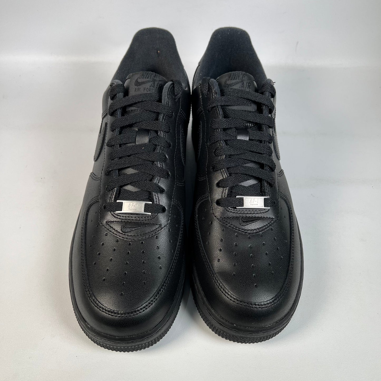Nike Air Force One Black Supreme (2020) Size 10.5 NEW s22974