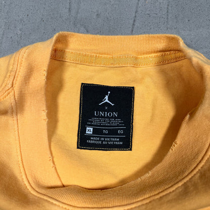 Union LA Jordan Yellow Logo Tee Size XL USED x17953